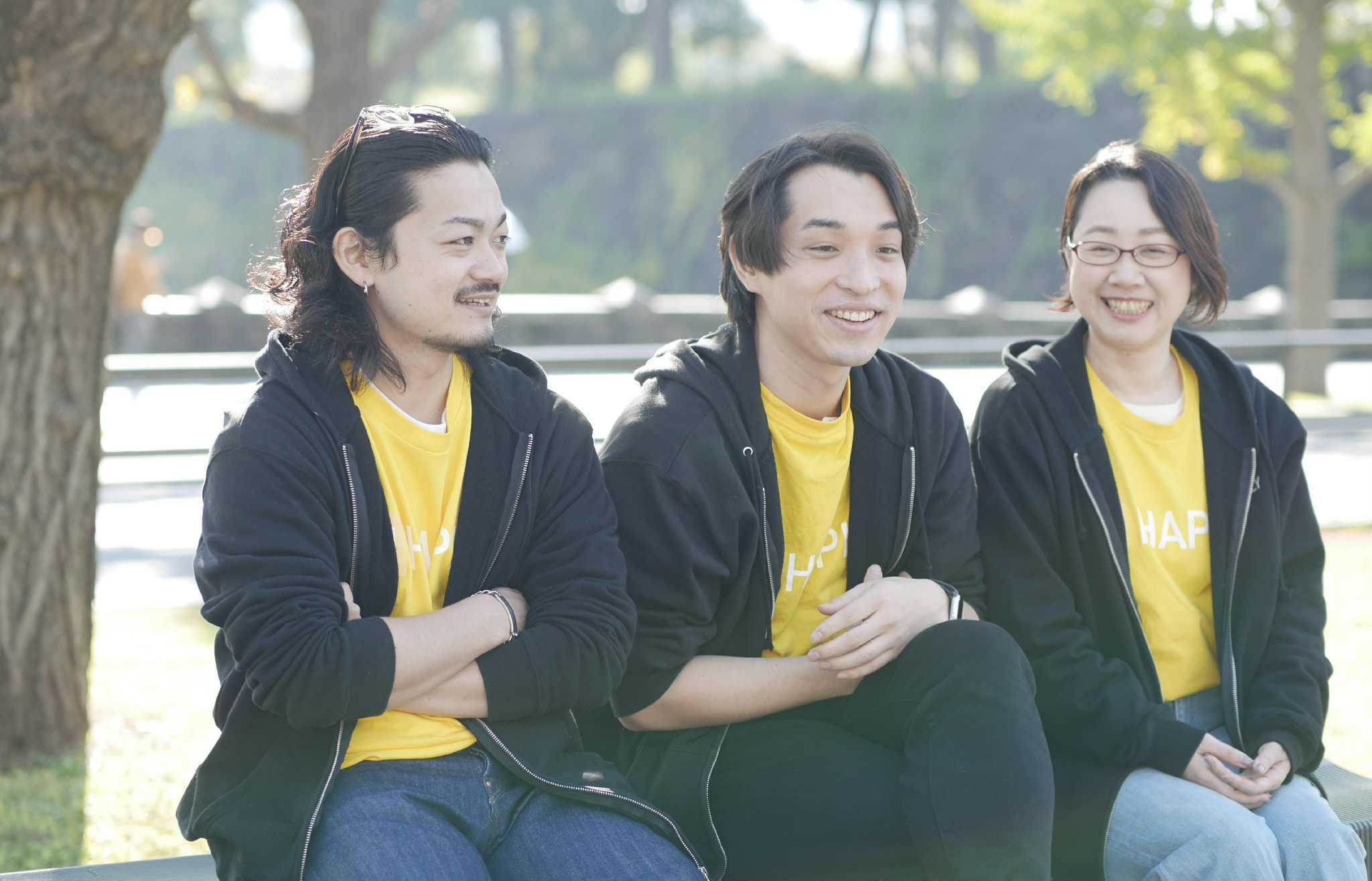 HAPILY集合写真3